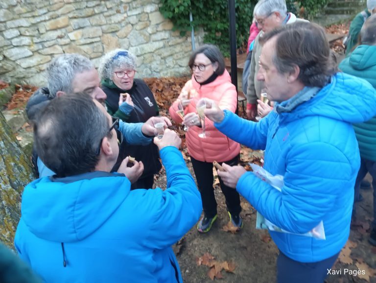 PHOTO-2025-12-14-19-01-37
